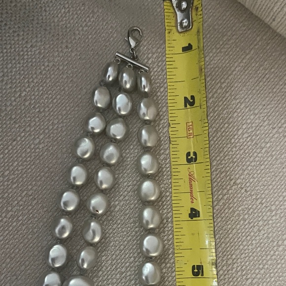 Elegant Silver Pearl Necklace - Picture 8 of 11